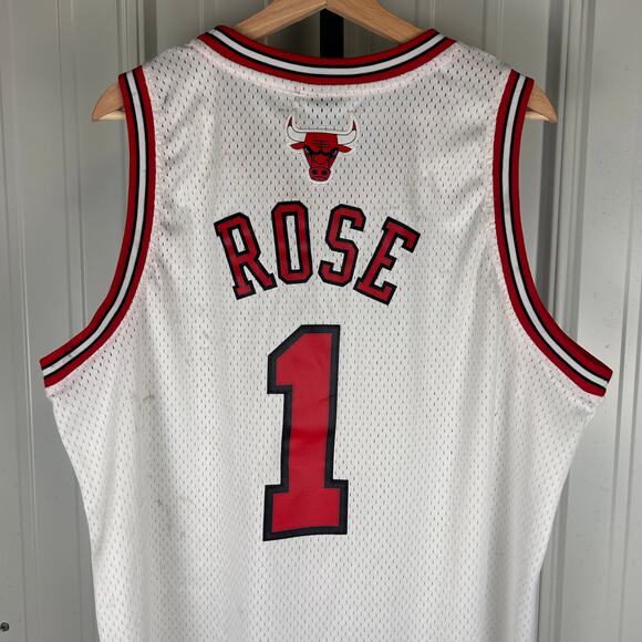 Derrick Rose Rookie 2009 Chicago Bulls Adidas Swingman XL +2 Length Sewn Jersey - Picture 1 of 7